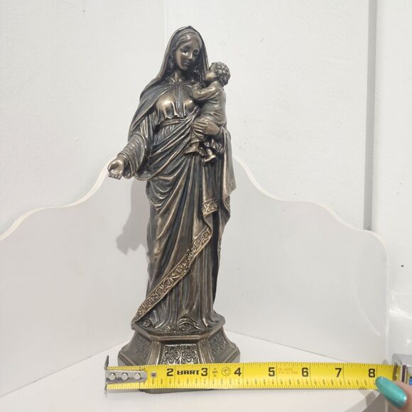 Veronese - Holy Mother Mary Holding Infant Jesus Religious Sculpture - Bronze - Picture 9 of 9